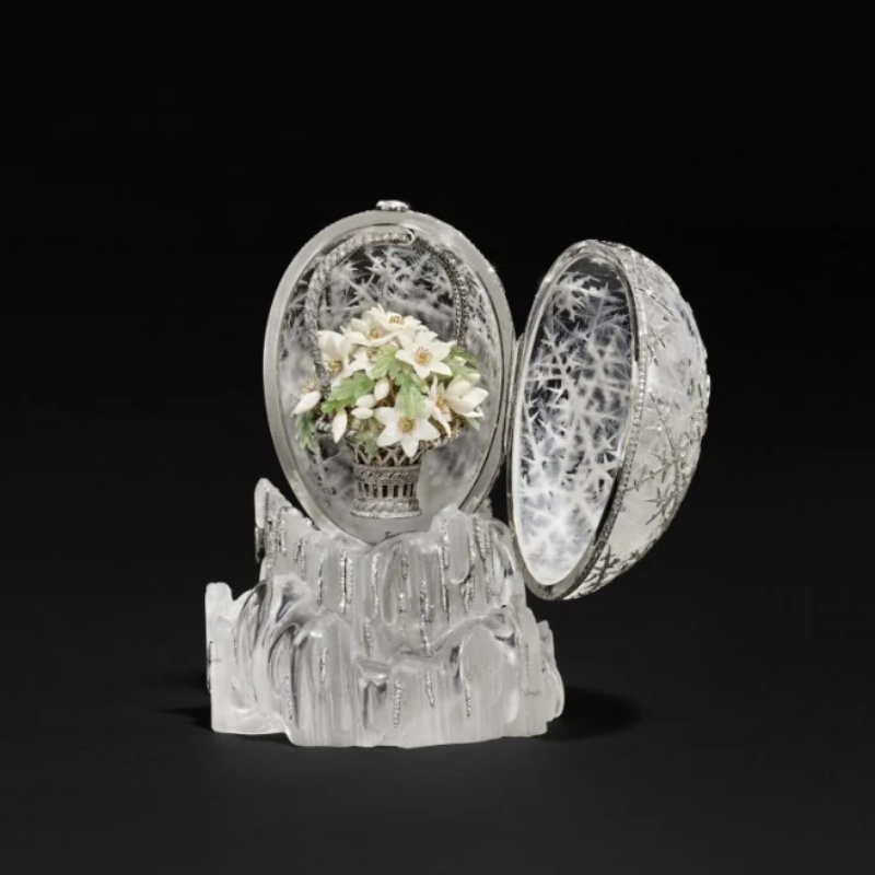 Efsanevi Fabergé yumurtası için rekor bekleniyor